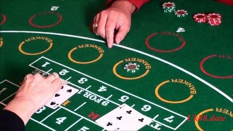 Nắm rõ luật chơi để hiểu về cách chơi Baccarat